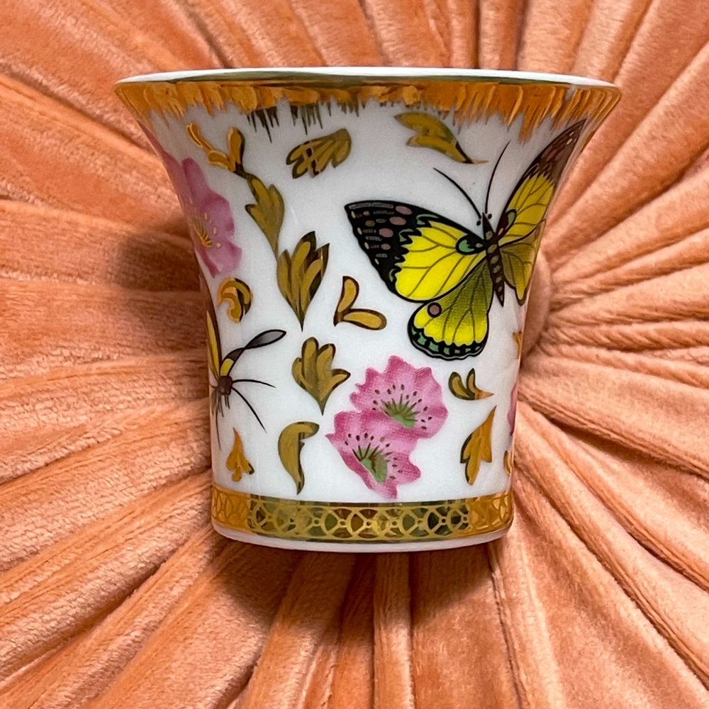 Tea Cup and Saucer 🦋 - Picture 7 of 13